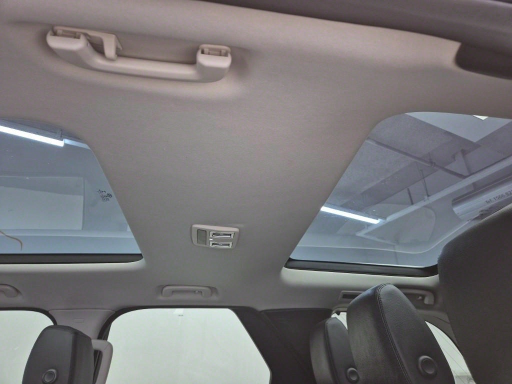 Land Rover Discovery 2019 Blanco - Importación desde Corea - HF Imports Iquique - Foto 13