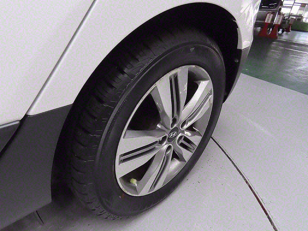 HYUNDAI Tucson - Vista 9