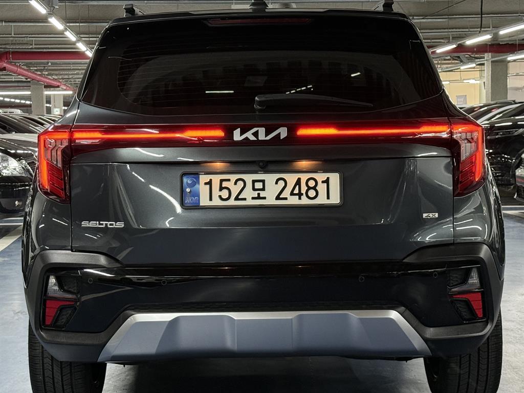 KIA Seltos - Vista 4