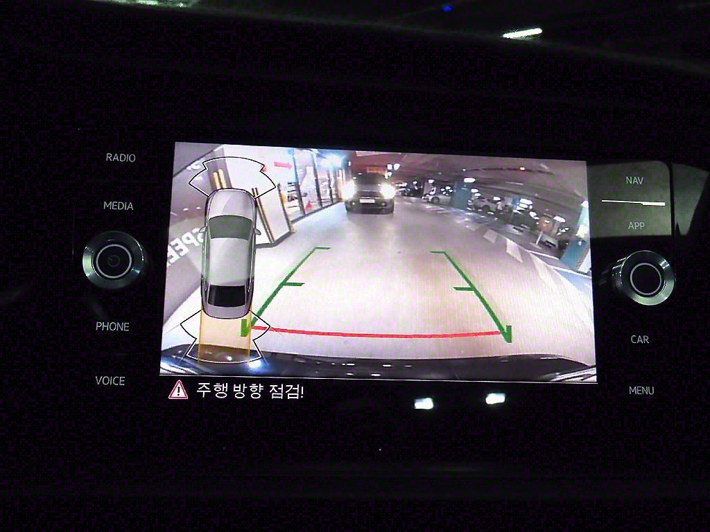 Volkswagen Jetta 2021 Negro - Importación desde Corea - HF Imports Iquique - Foto 13