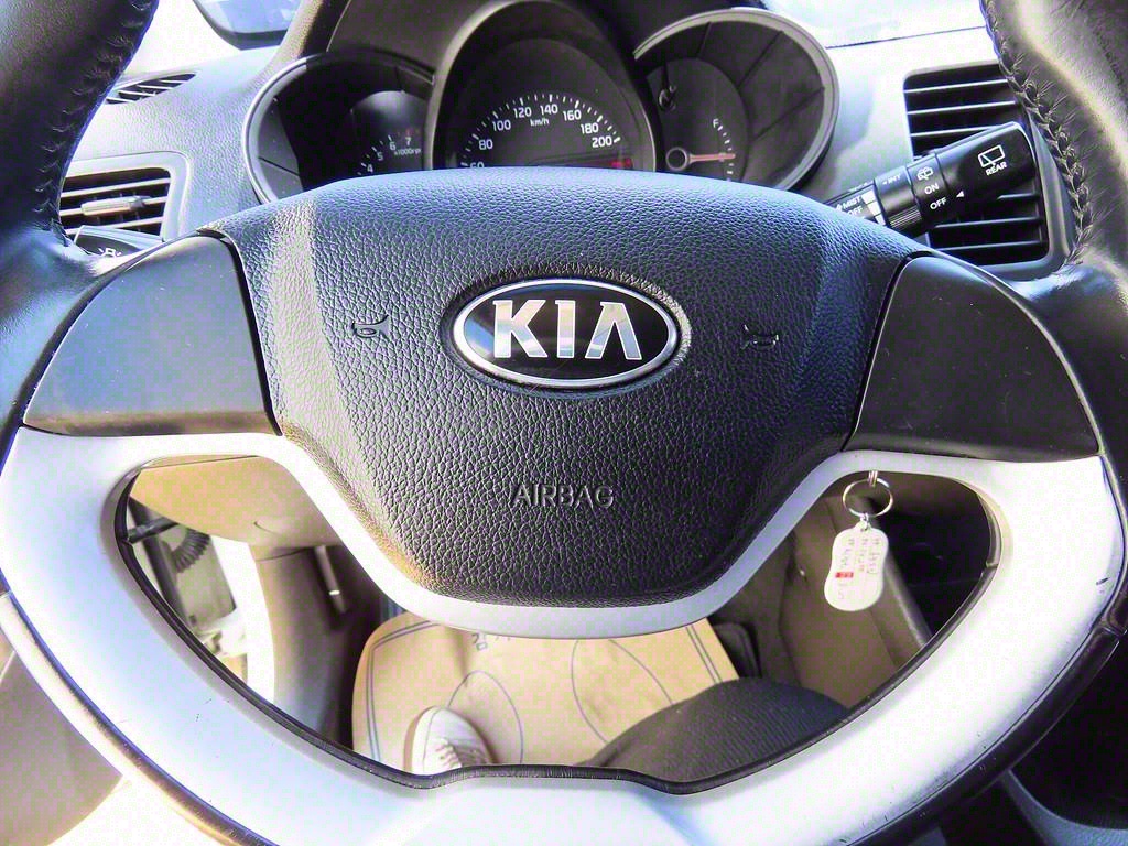 KIA Morning - Vista 8
