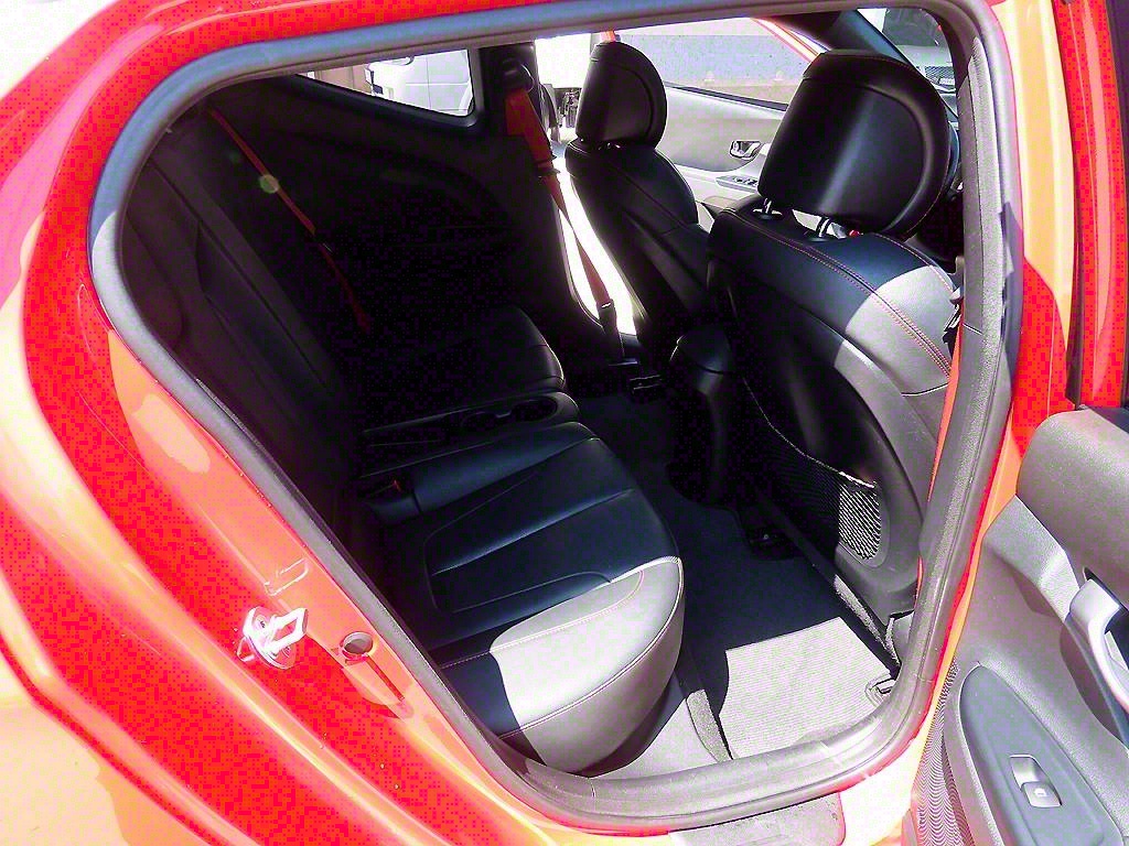 HYUNDAI Veloster - Vista 6