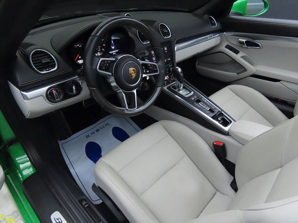 Porsche 718 - Vista 7