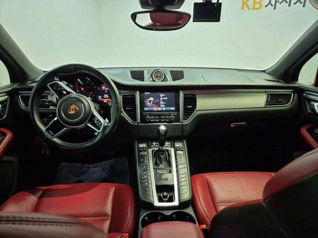 Porsche Macan - Vista 7