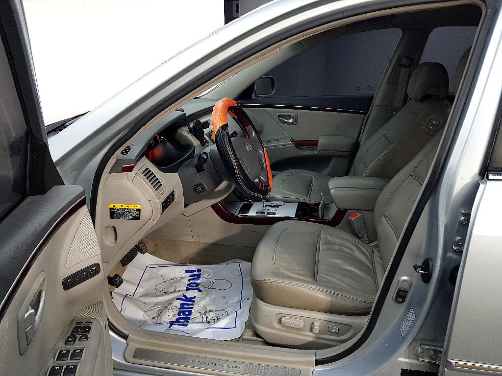 HYUNDAI Grandeur - Vista 8