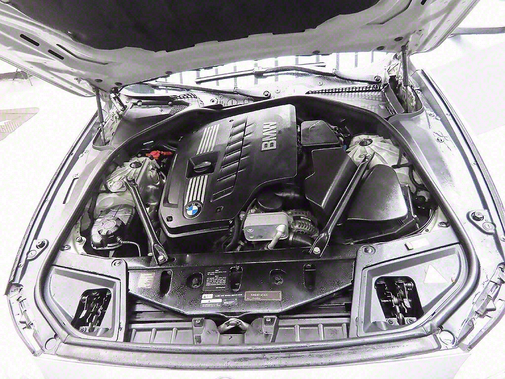 BMW 5 Series 2011 Plateado - Importación desde Corea - HF Imports Iquique - Foto 7