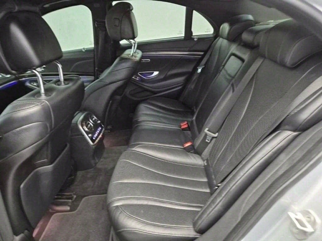 Mercedes Benz S Class - Vista 12