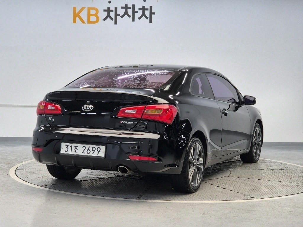 KIA K3 - Vista 4