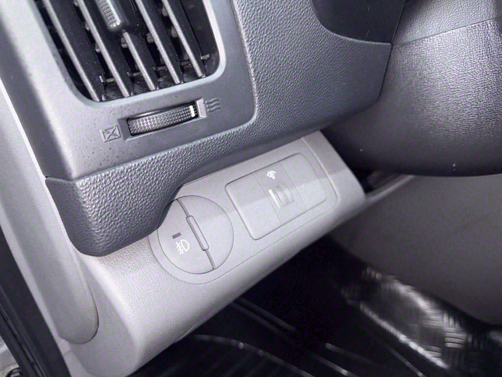 HYUNDAI Starex - Vista 11