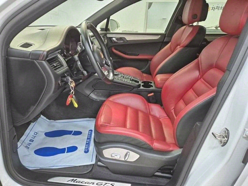 Porsche Macan - Vista 11