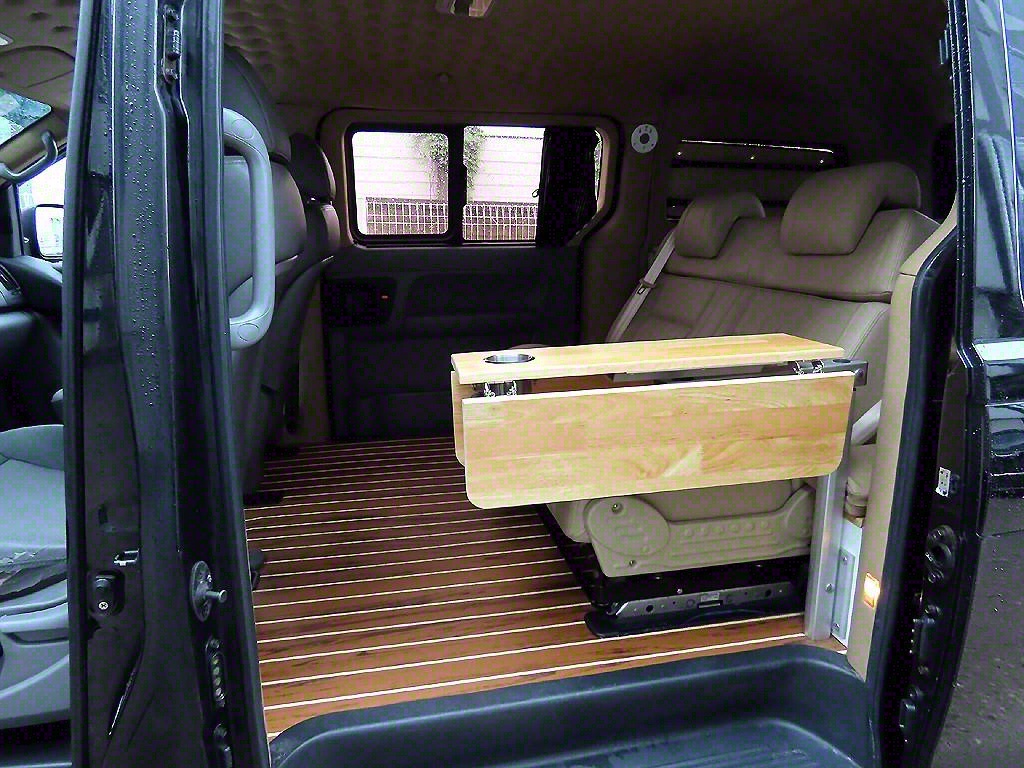 HYUNDAI Starex - Vista 6