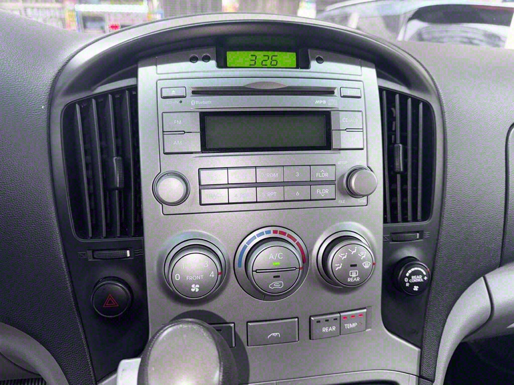 HYUNDAI Starex 2012 Plateado - Importación desde Corea - HF Imports Iquique - Foto 13