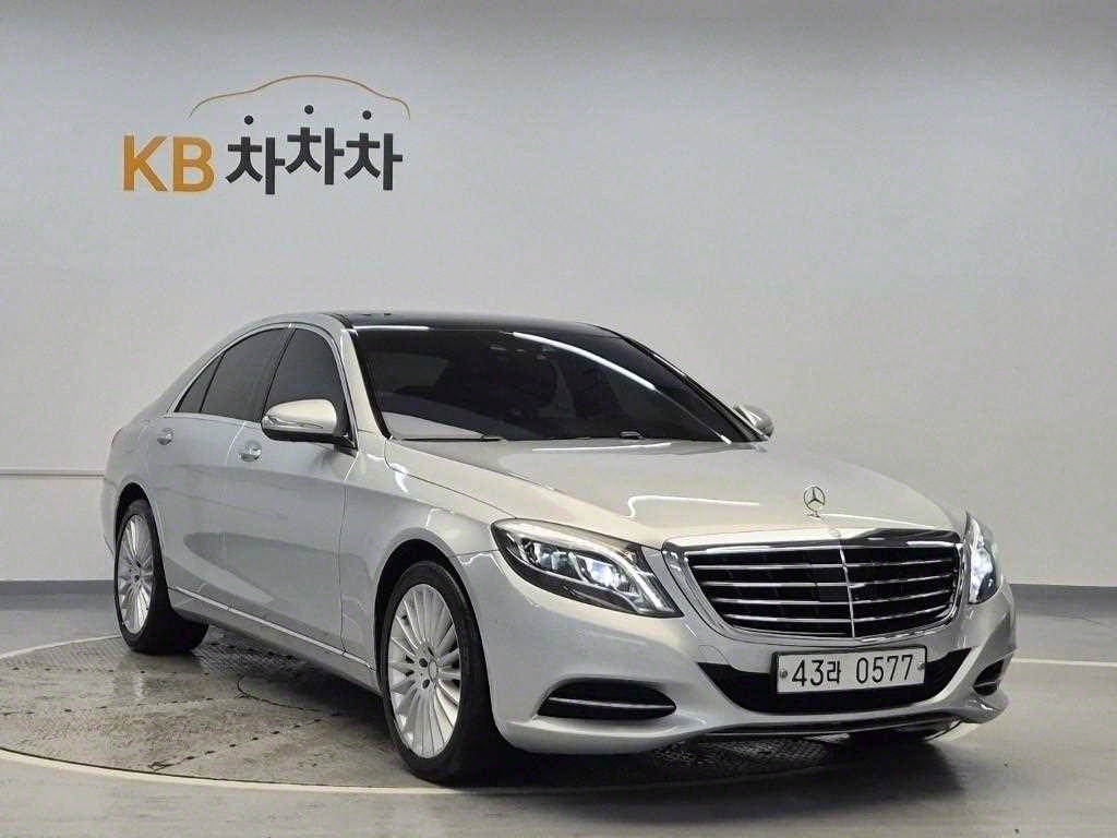 Mercedes Benz S Class - Vista 4