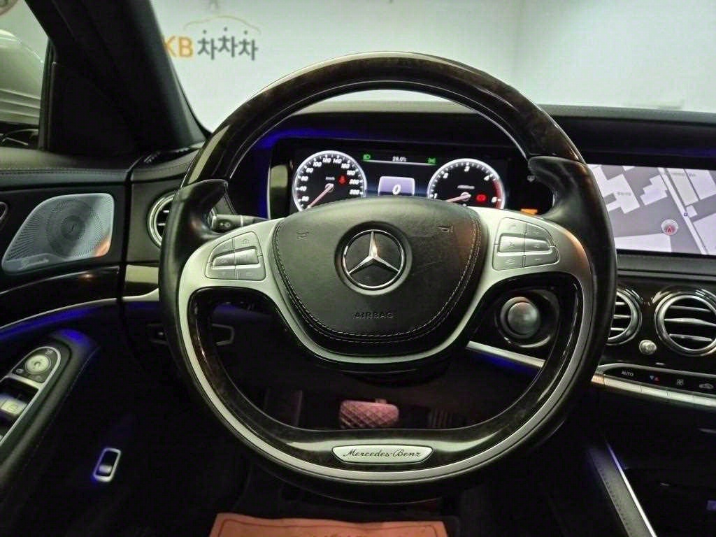 Mercedes Benz S Class - Vista 9