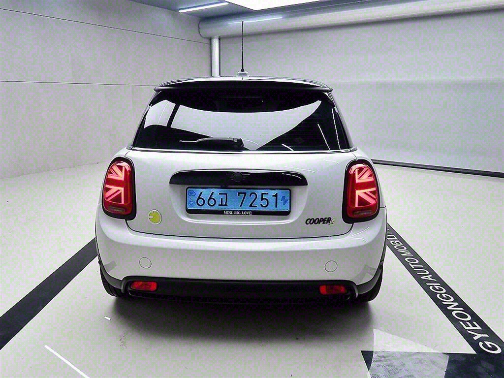 Mini Cooper Electric - Vista 4