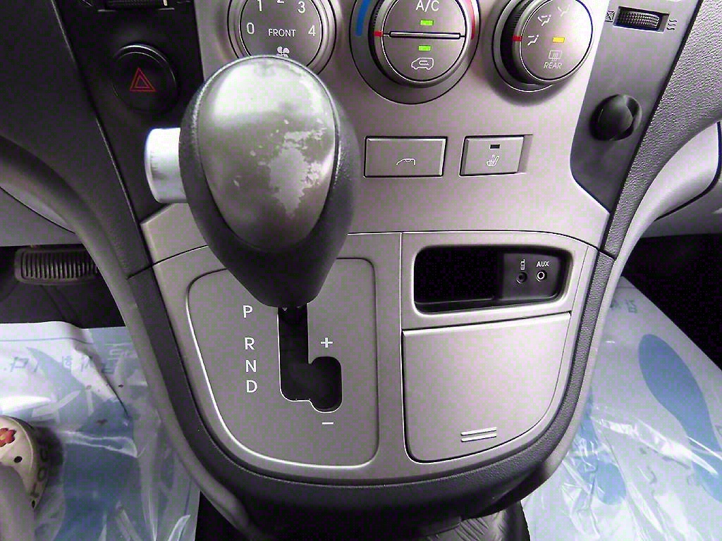 HYUNDAI Starex - Vista 10