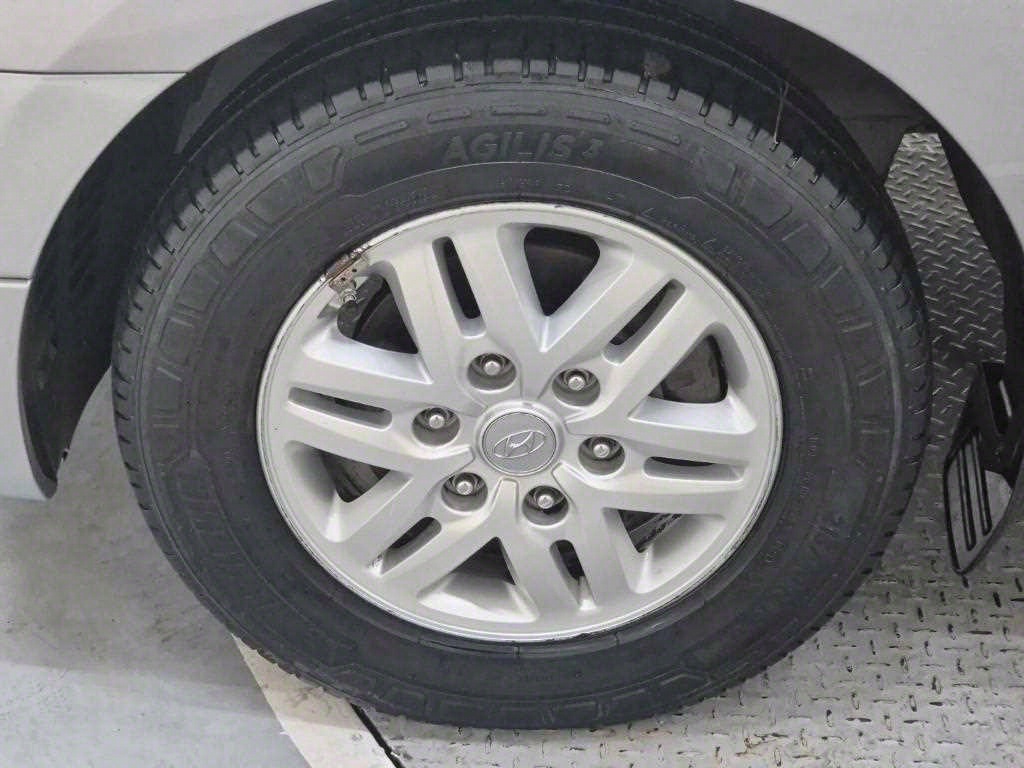 HYUNDAI Starex 2017 Plateado - Importación desde Corea - HF Imports Iquique - Foto 19