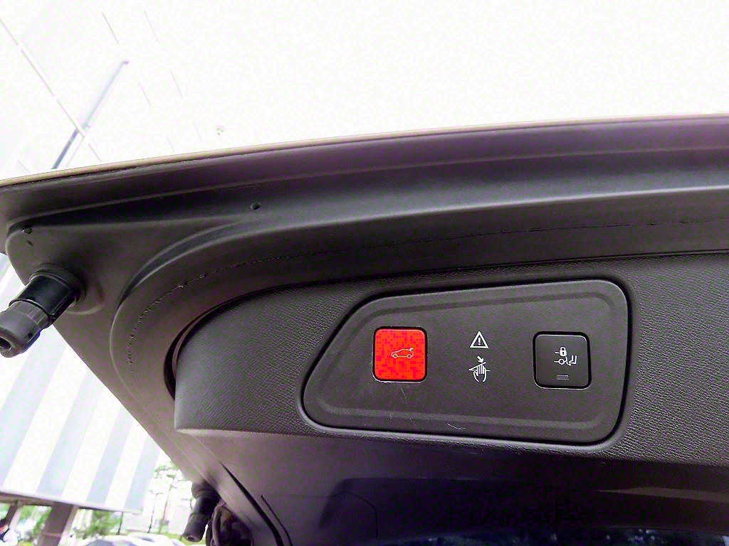 Peugeot 3008 2018 Blanco - Importación desde Corea - HF Imports Iquique - Foto 16