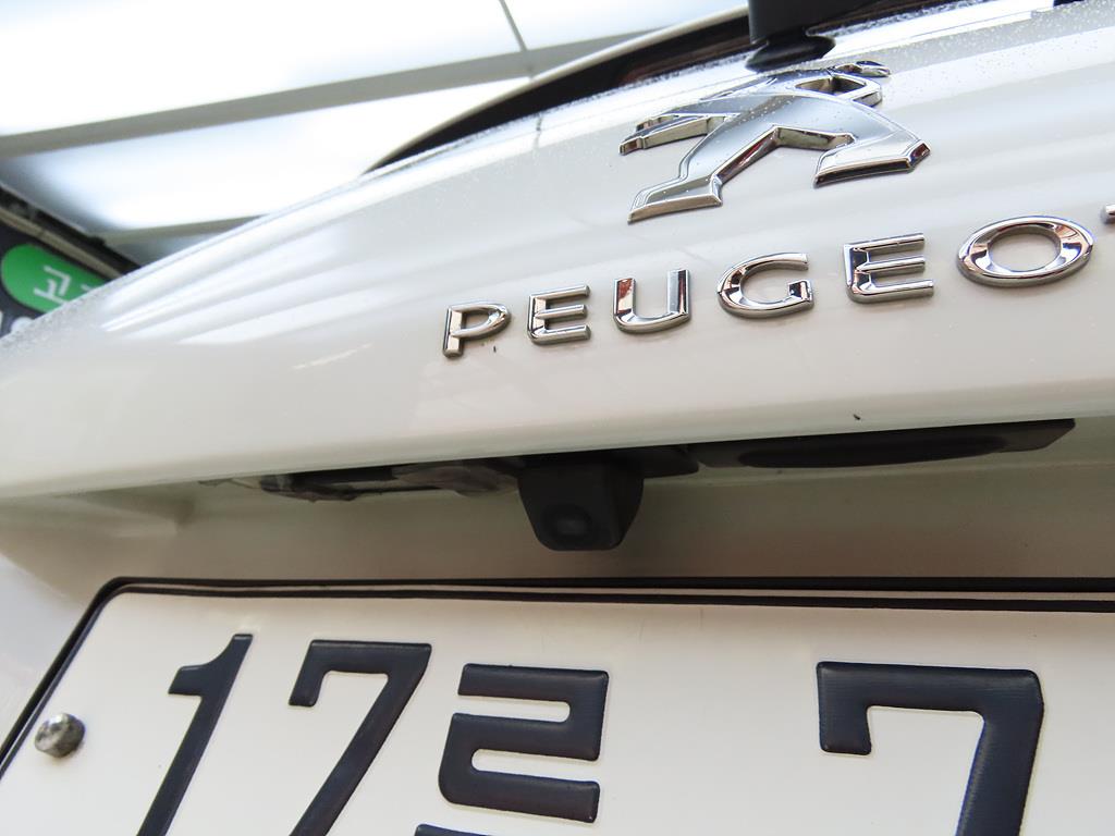 Peugeot 308 2014 Blanco - Importación desde Corea - HF Imports Iquique - Foto 18