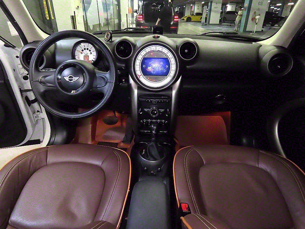 Mini Countryman - Vista 10