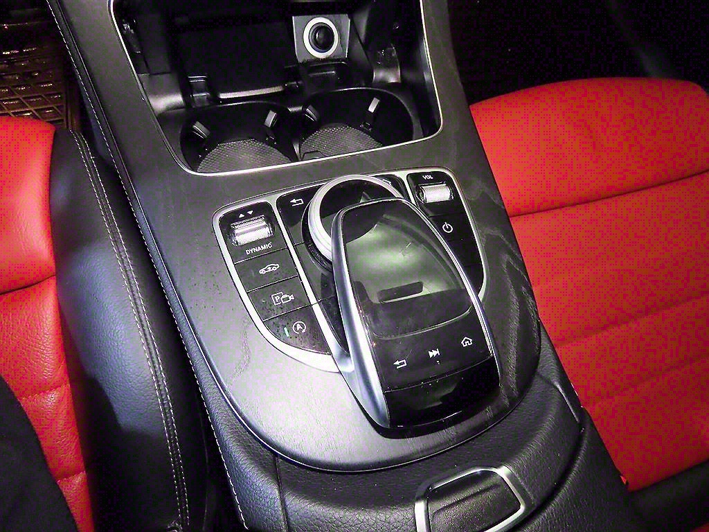 Mercedes Benz E class - Vista 12