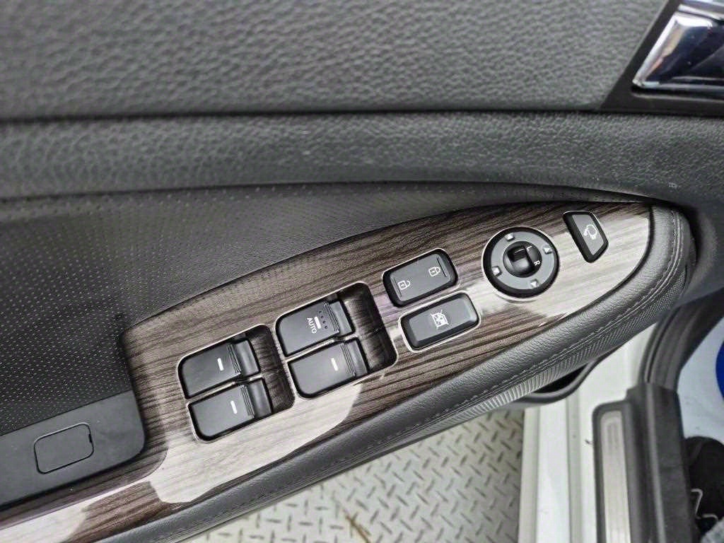 KIA K5 2012 Blanco - Importación desde Corea - HF Imports Iquique - Foto 17