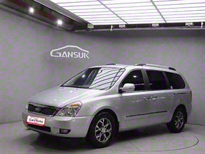 KIA Carnival - Vista 4