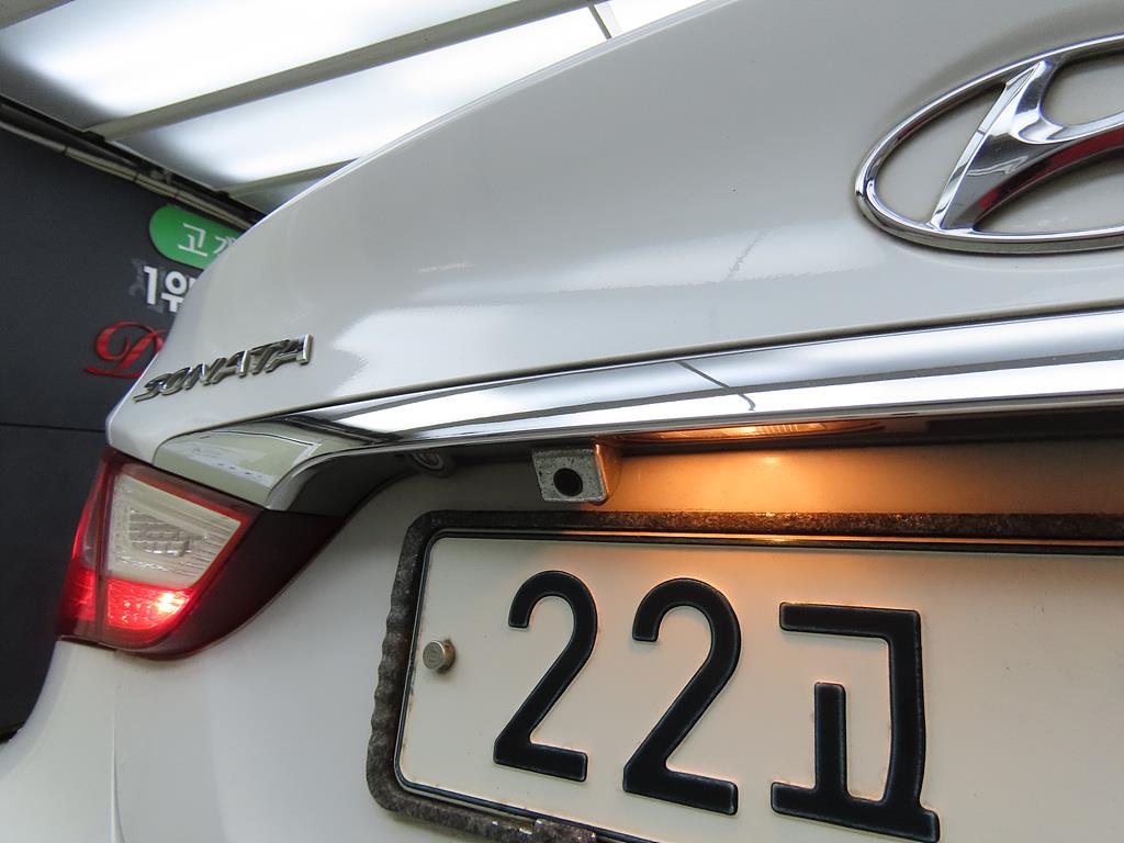 HYUNDAI Sonata 2011 Blanco - Importación desde Corea - HF Imports Iquique - Foto 15