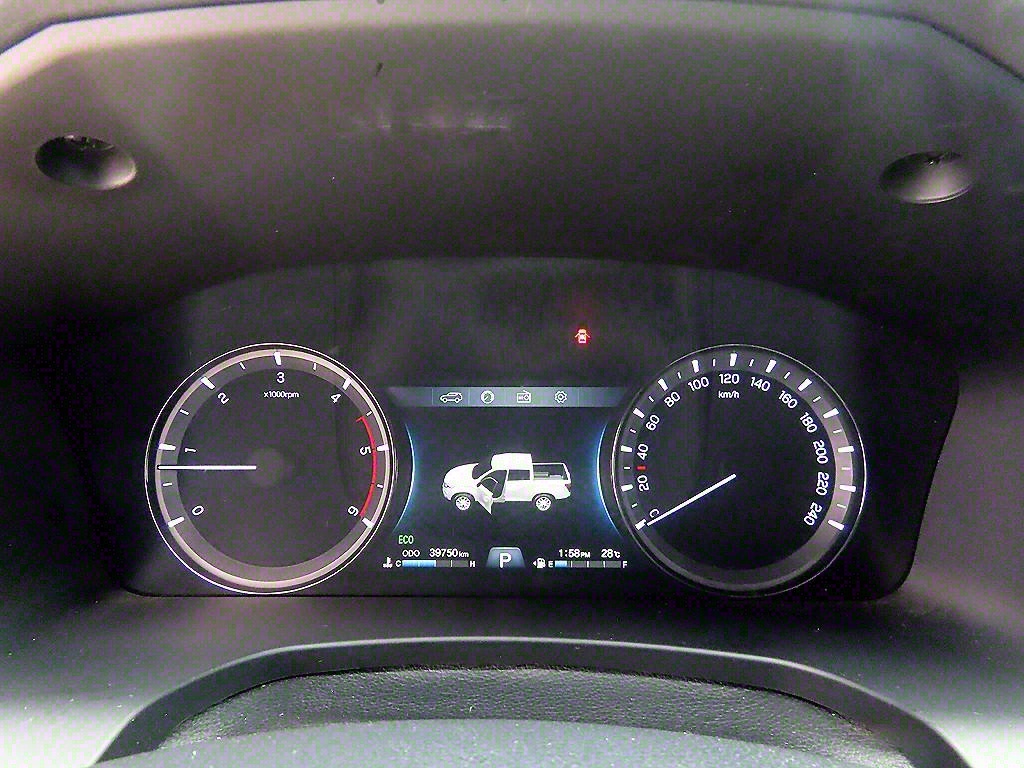 Ssangyong Rexton - Vista 9