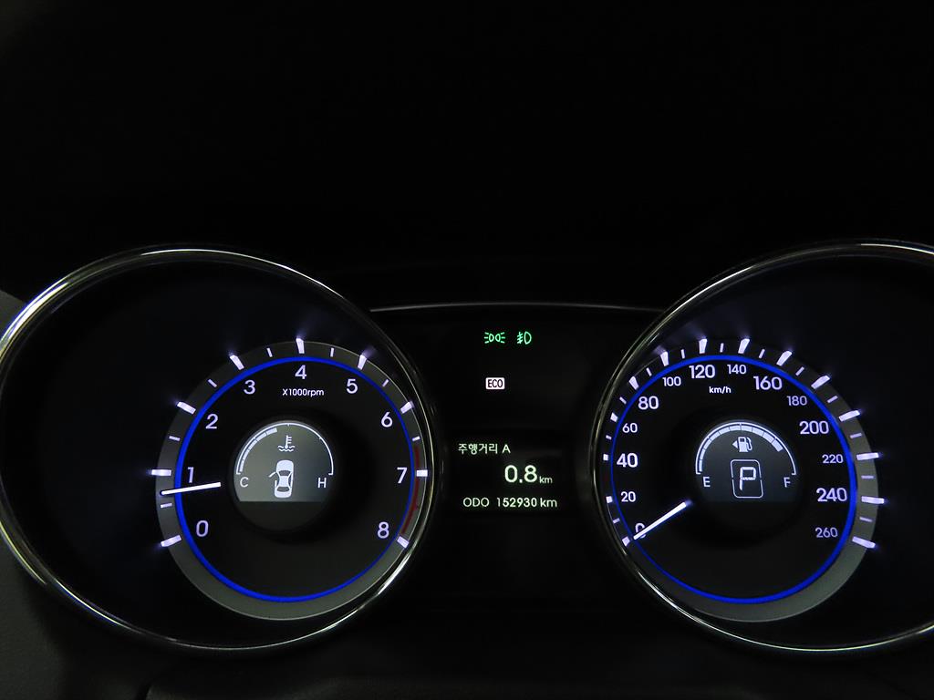 HYUNDAI Sonata - Vista 9