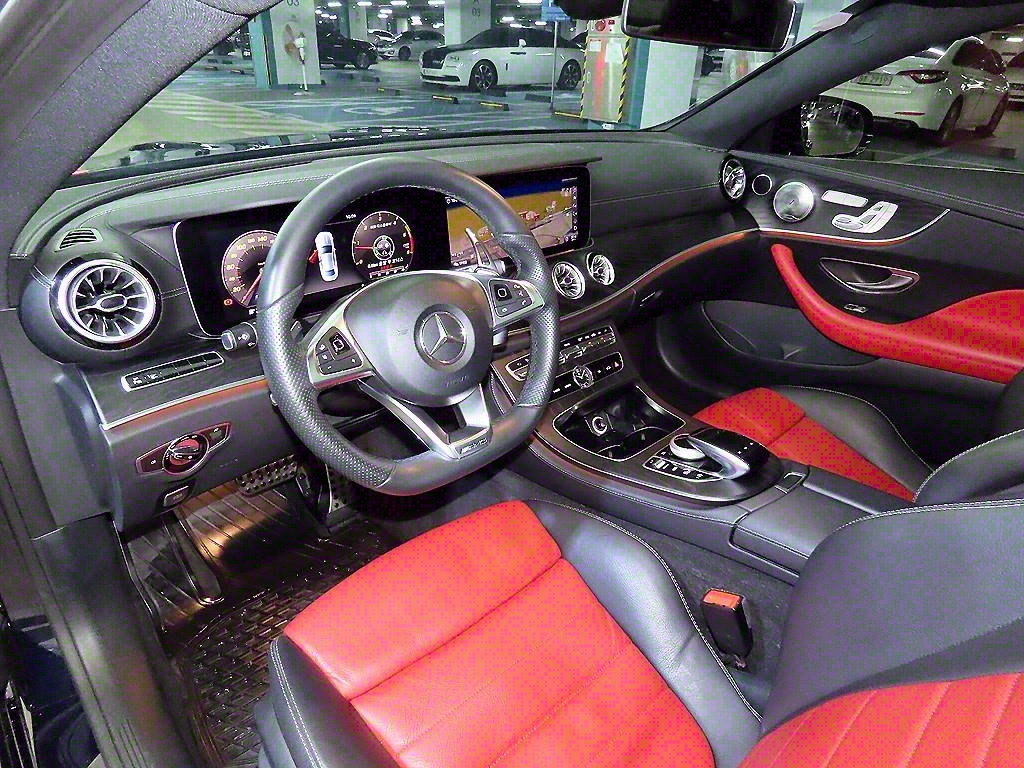 Mercedes Benz E class - Vista 10