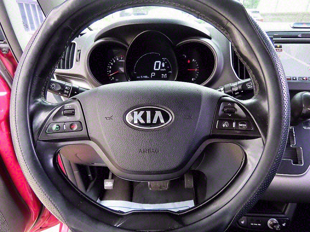 KIA Ray - Vista 8