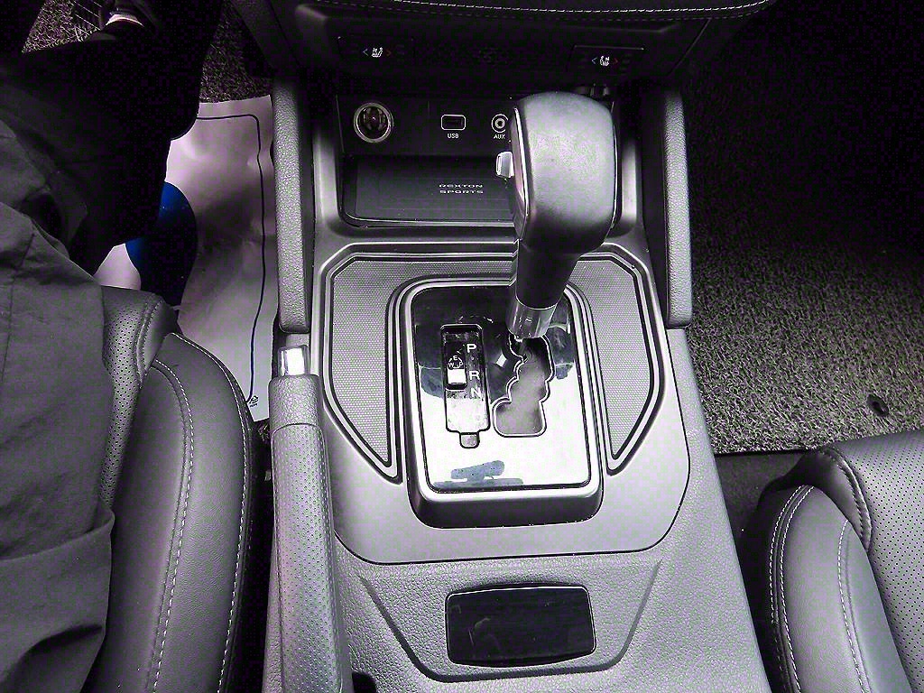 Ssangyong Rexton - Vista 10