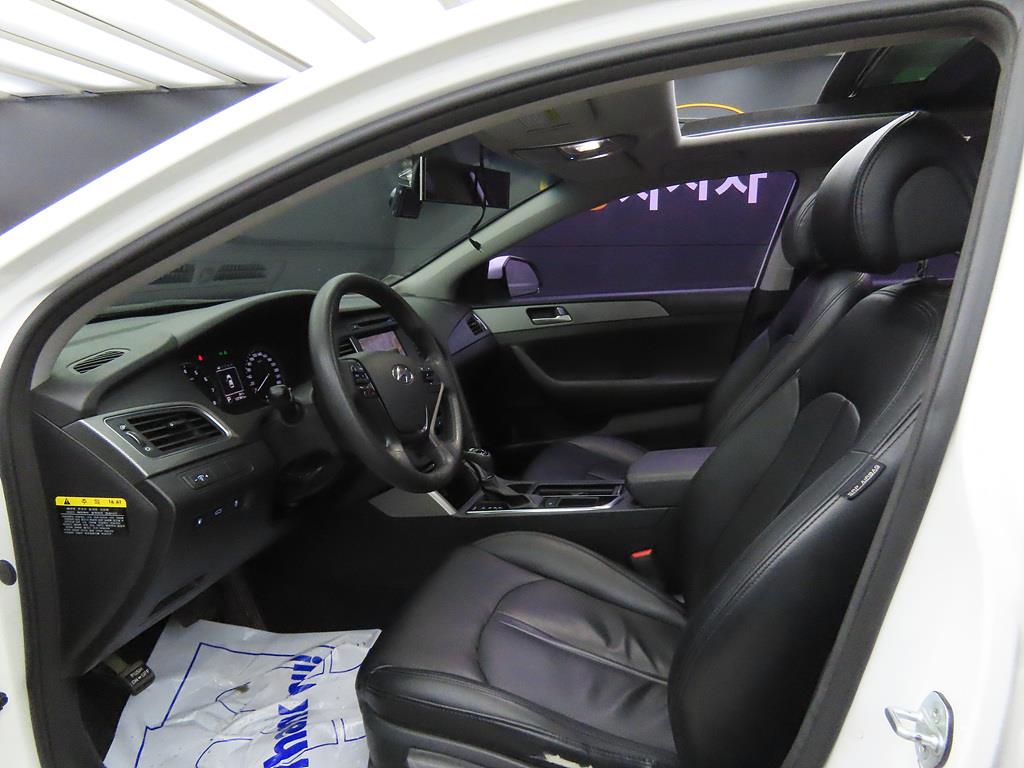 HYUNDAI Sonata - Vista 5