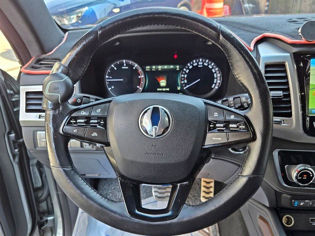 Ssangyong Rexton - Vista 12