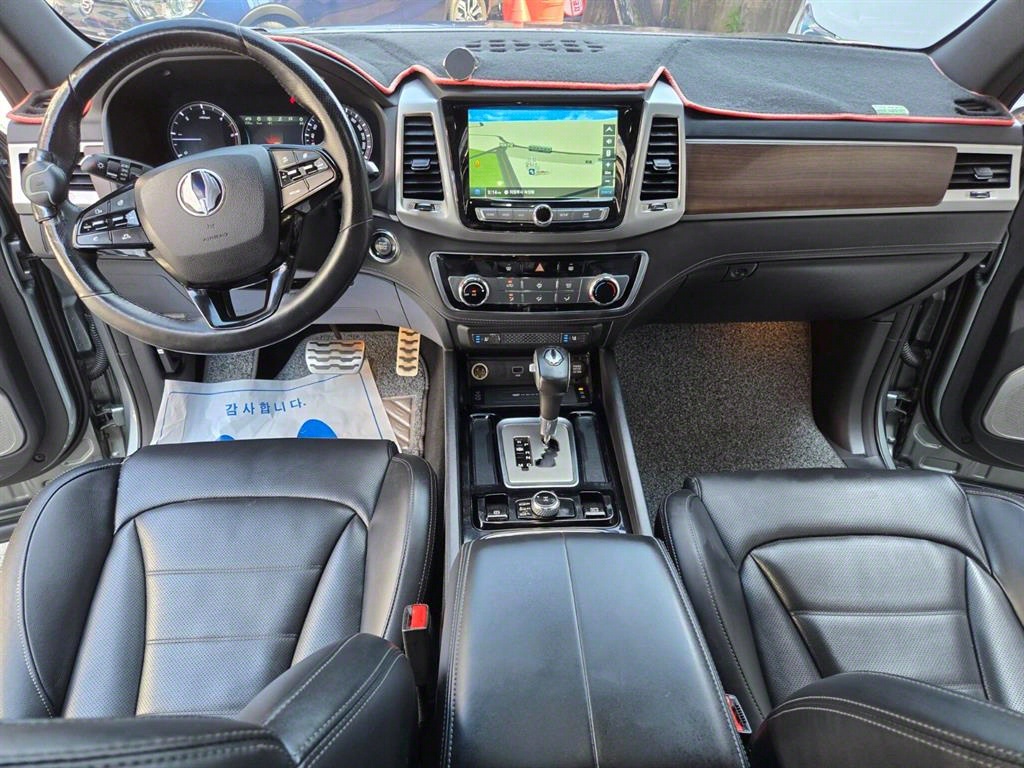 Ssangyong Rexton - Vista 7