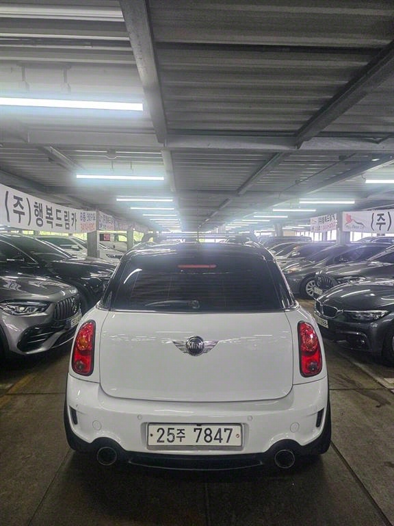 Mini Countryman - Vista 4