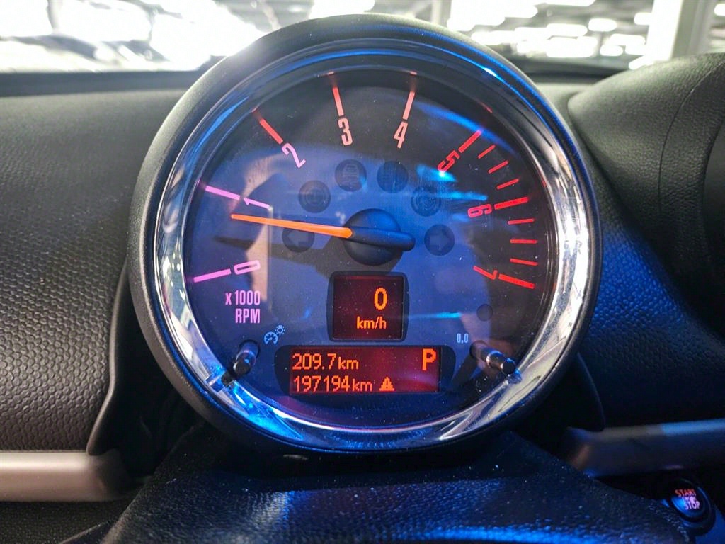 Mini Countryman - Vista 9