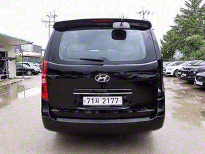 HYUNDAI Starex - Vista 8