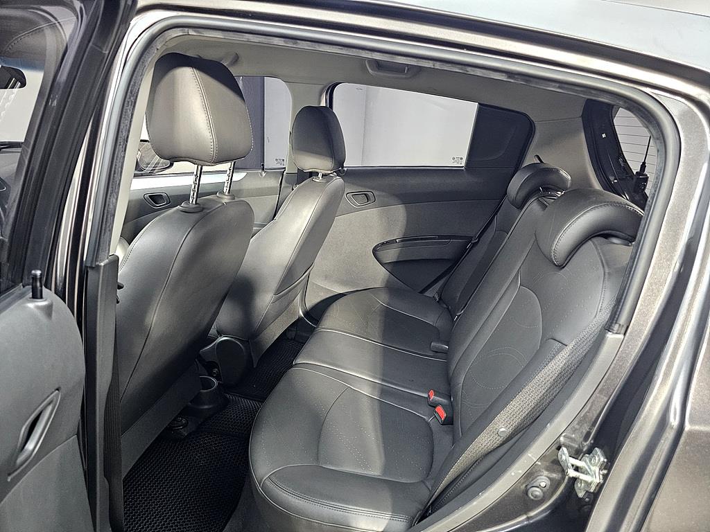 Chevrolet Spark - Vista 8