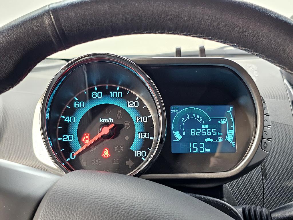 Chevrolet Spark - Vista 6