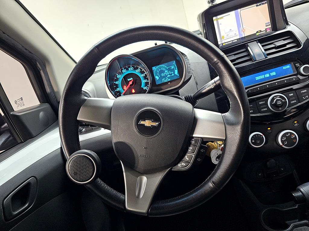 Chevrolet Spark - Vista 11