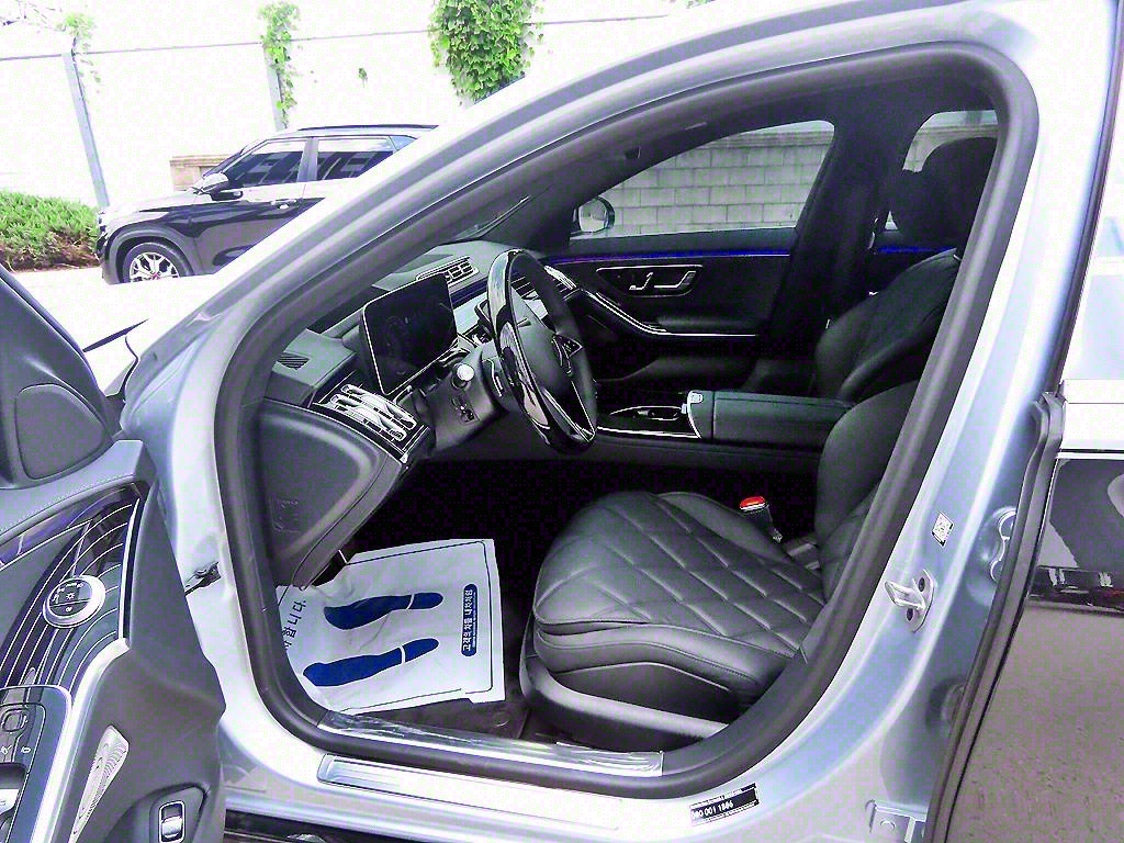 Mercedes Benz S Class - Vista 5