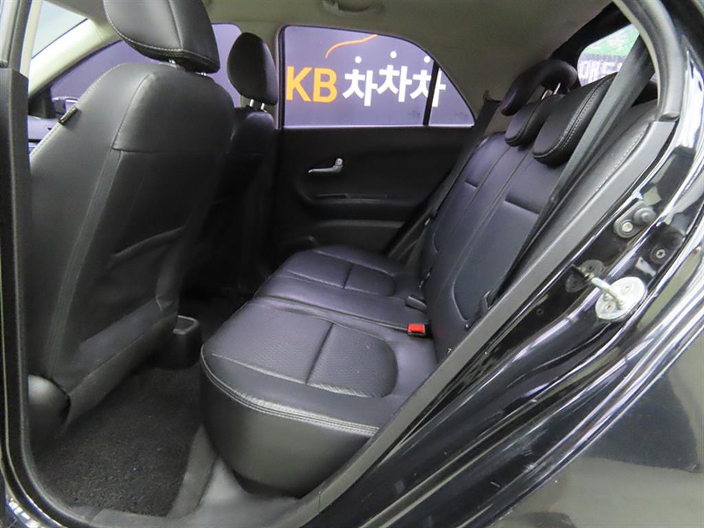 KIA Morning - Vista 6