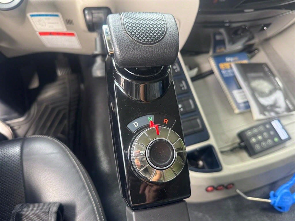 medium and large cargo truck - Vista 5