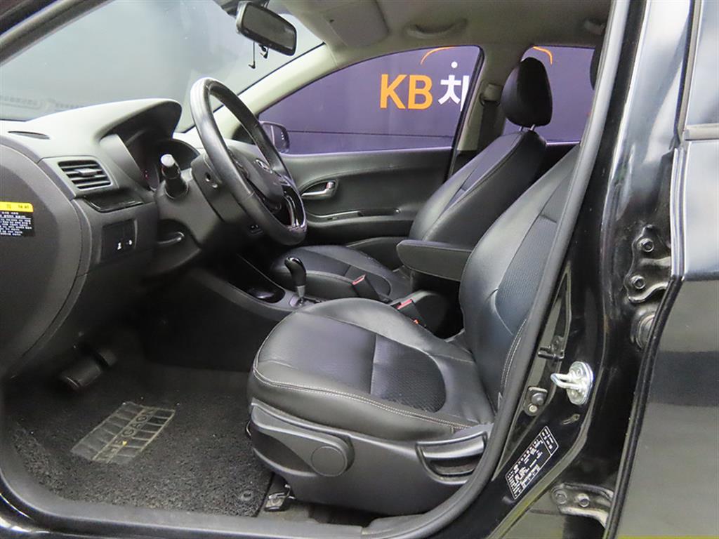 KIA Morning - Vista 5