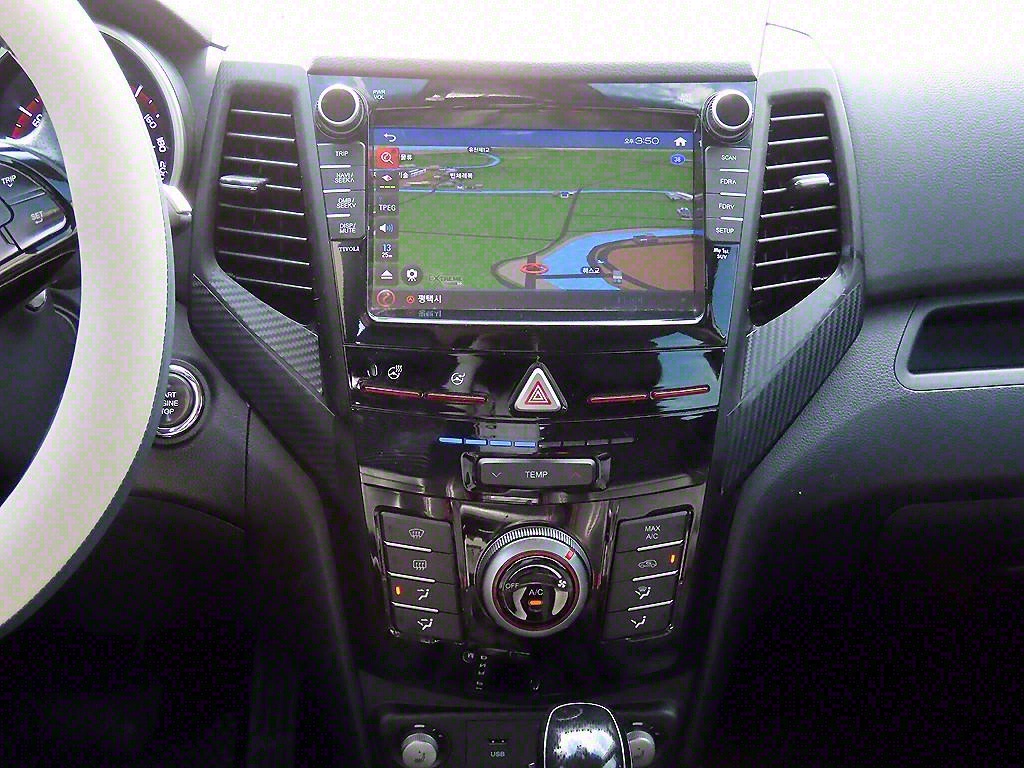 Ssangyong Tivoli - Vista 10