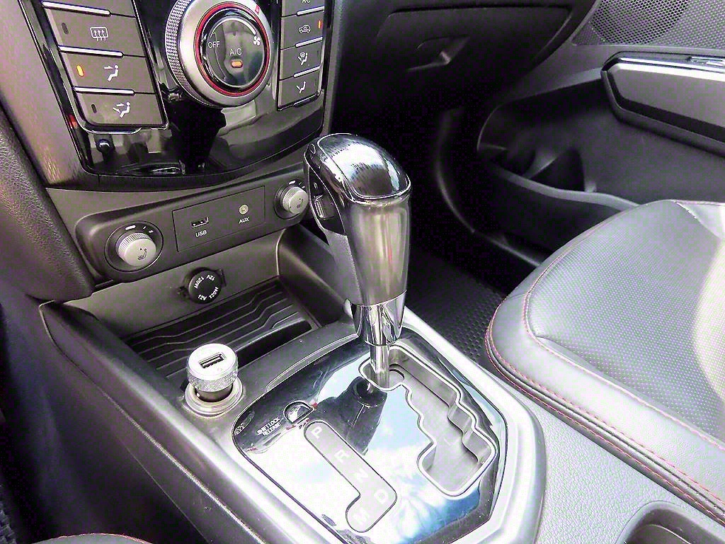 Ssangyong Tivoli - Vista 11