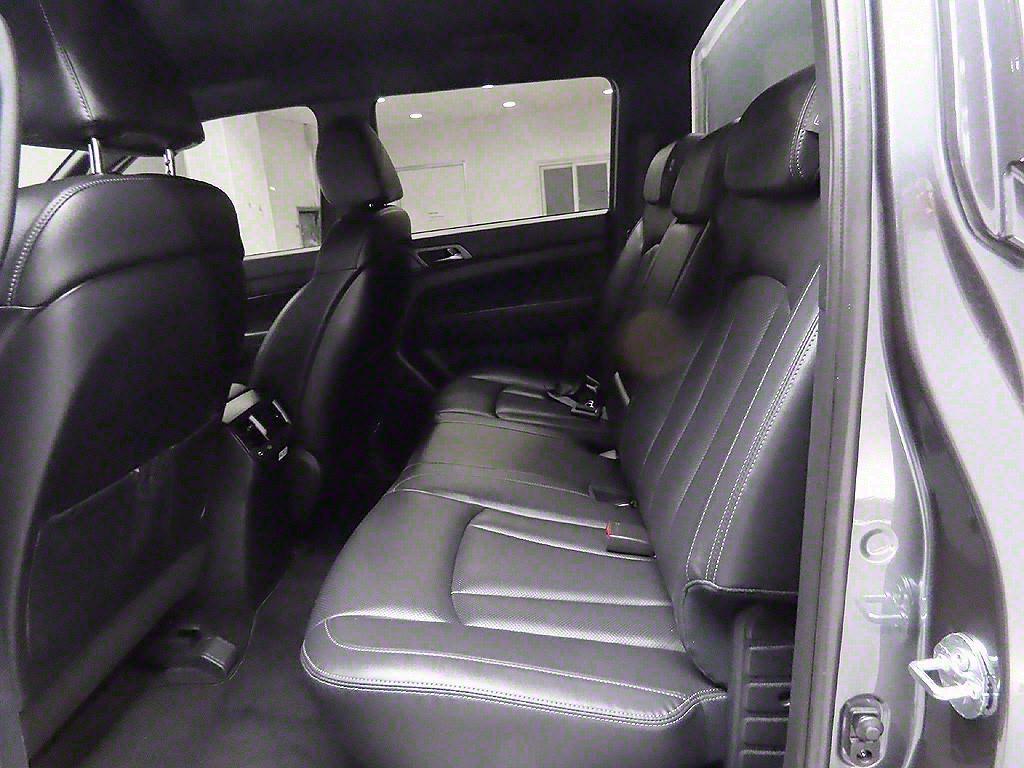Ssangyong Rexton 2024 Gris - Importación desde Corea - HF Imports Iquique - Foto 9