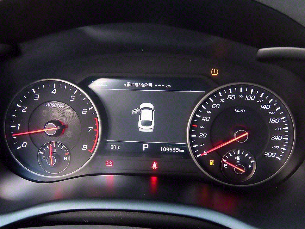 KIA Stinger - Vista 9